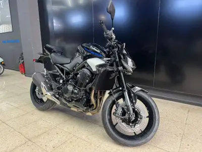 Kawasaki Z 900 2025 · foto 5