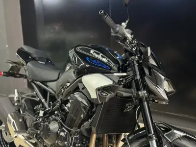 Kawasaki Z 900 2025 · foto 2