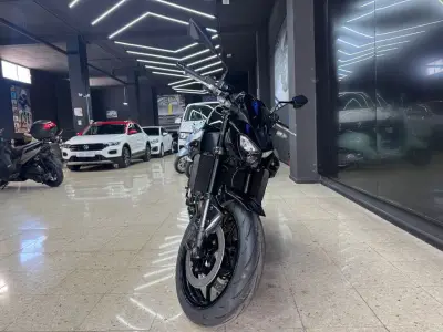 Kawasaki Z 900 2025 · foto 3