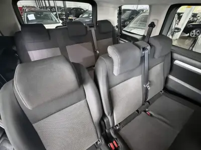 Peugeot Traveller 2019 · foto 20