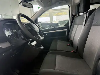Peugeot Traveller 2019 · foto 11