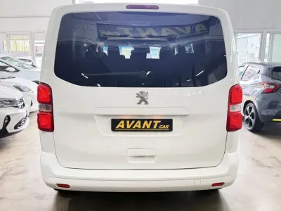 Peugeot Traveller 2019 · foto 7