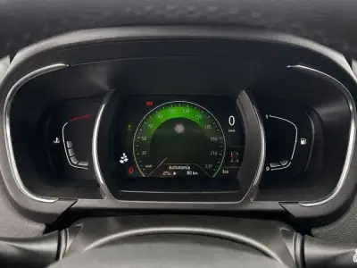 Renault Scenic 2020 · foto 17