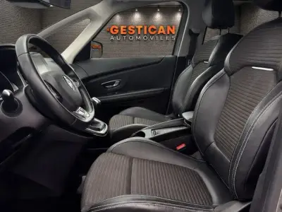 Renault Scenic 2020 · foto 13