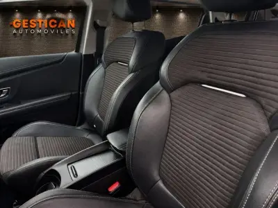 Renault Scenic 2020 · foto 18