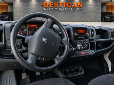 Peugeot Boxer 2023 · foto 8