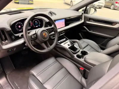 Porsche Cayenne Coupe 2024 · foto 4
