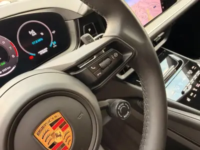 Porsche Cayenne Coupe 2024 · foto 7
