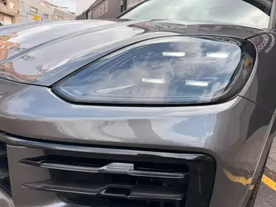 Porsche Cayenne Coupe 2024 · foto 10