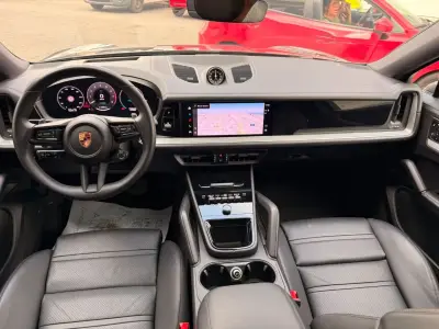 Porsche Cayenne Coupe 2024 · foto 6