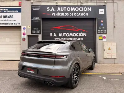 Porsche Cayenne Coupe 2024 · foto 3