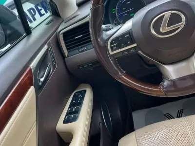 Lexus RX 2017 · foto 10
