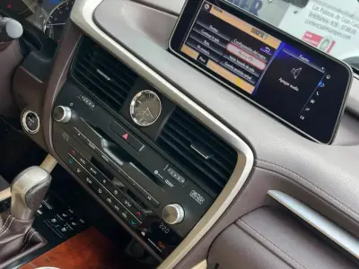 Lexus RX 2017 · foto 15
