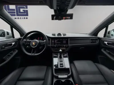 Porsche Macan 2023 · foto 15