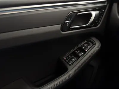 Porsche Macan 2023 · foto 14