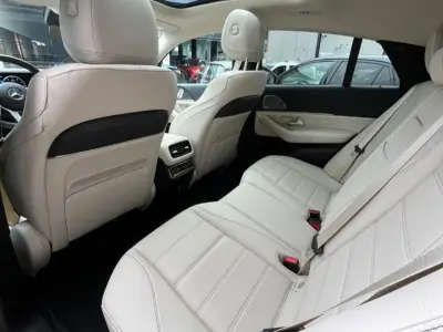Mercedes-Benz GLE Coupe 2021 · foto 11