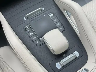 Mercedes-Benz GLE Coupe 2021 · foto 12