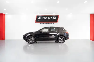 Porsche Cayenne 2012 · foto 2