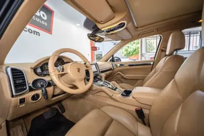 Porsche Cayenne 2012 · foto 4