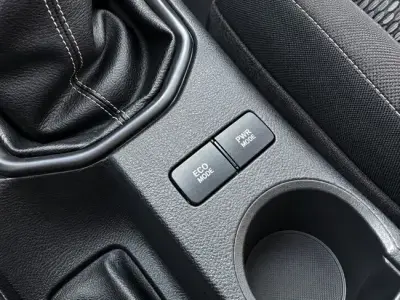 Toyota Hilux 2018 · foto 14