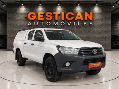 Toyota Hilux 2018 · foto 4