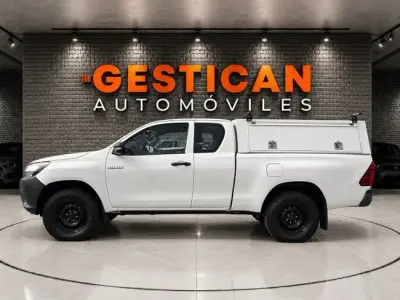 Toyota Hilux 2018 · foto 5