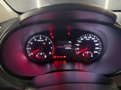 KIA Picanto 2021 · foto 18