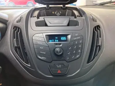 Ford Transit Courier 2020 · foto 16