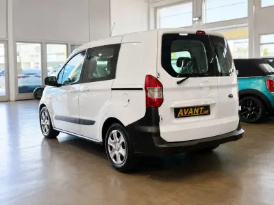 Ford Transit Courier 2020 · foto 6