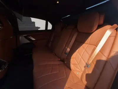BMW i7 2024 · foto 15