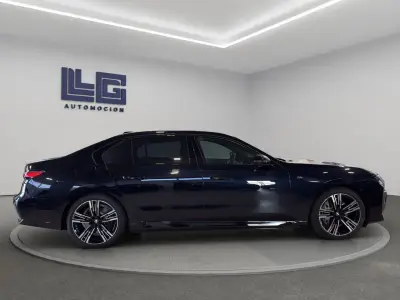 BMW i7 2024 · foto 4