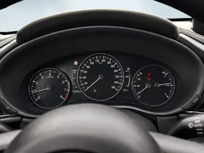 Mazda CX-30 2023 · foto 8