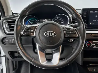 KIA Xceed 2021 · foto 11