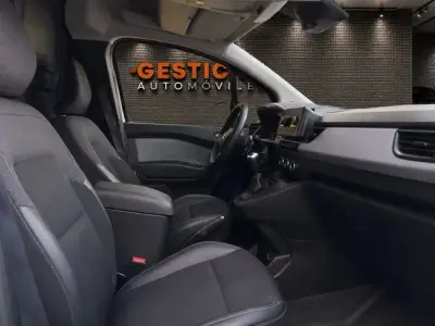 Renault Kangoo 2022 · foto 9