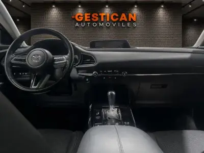 Mazda CX-30 2022 · foto 9