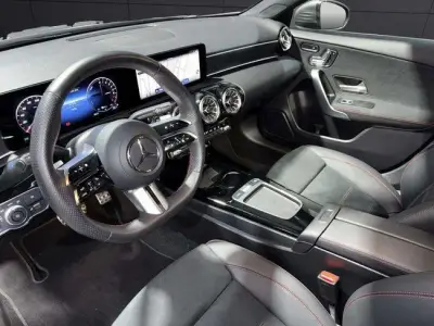 Mercedes-Benz Clase A 2023 · foto 9