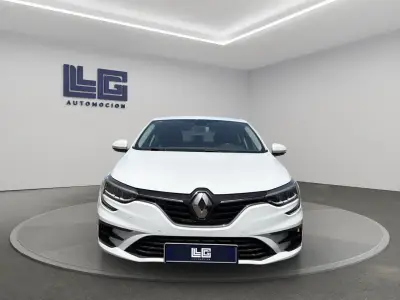 Renault Megane 2021 · foto 2