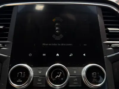 Renault Megane 2021 · foto 11