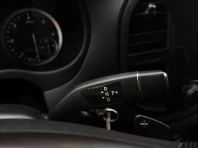 Mercedes-Benz Vito 2022 · foto 18