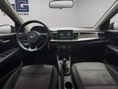 KIA Rio 2018 · foto 17