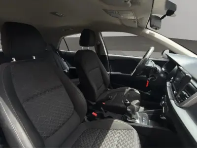 KIA Rio 2018 · foto 19