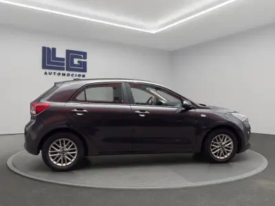 KIA Rio 2018 · foto 4