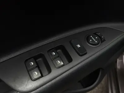 KIA Rio 2018 · foto 20