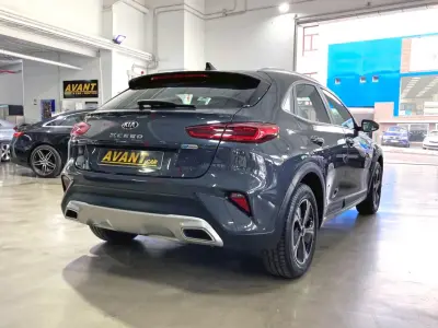 KIA Xceed 2021 · foto 5