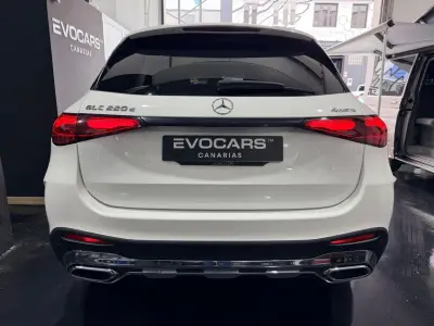 Mercedes-Benz GLC 2022 · foto 4
