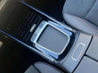 Mercedes-Benz Clase B 2024 · foto 13