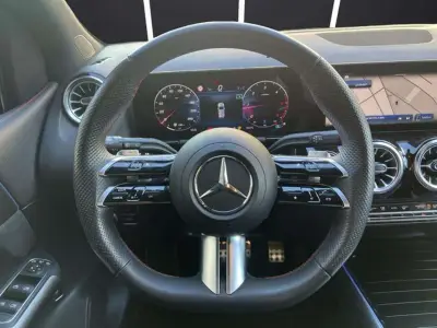 Mercedes-Benz Clase B 2024 · foto 9