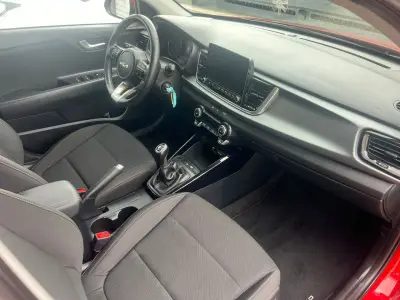 KIA Rio 2022 · foto 10