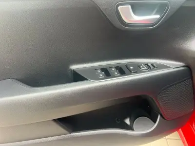 KIA Rio 2022 · foto 11