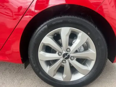 KIA Rio 2022 · foto 14